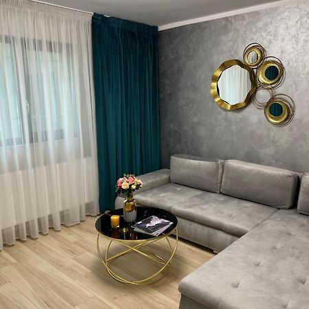 Central Apartament 2 Iasi Luaran gambar