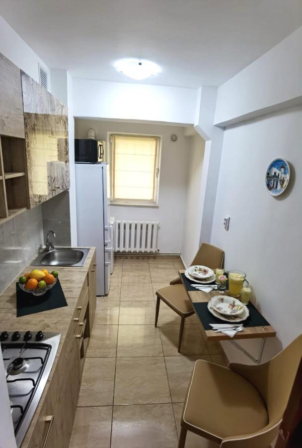 Central Apartament 2 Iasi Luaran gambar